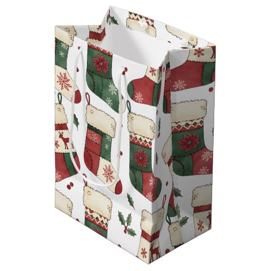 Patchwork Kerstmutsen Rood Groen Wit Medium Cadeauzakje (Voorkant Gekanteld)