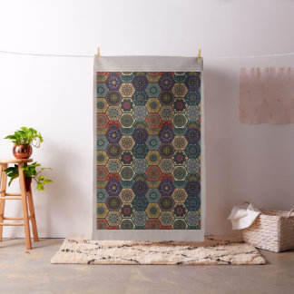 patchwork met floral mandala - elementen stof