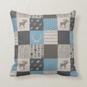 Patchwork Moose Woodland Pillow - Blue/Tan/Brown Kussen