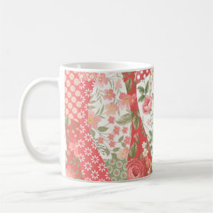 Patchwork rozen: naadloos patroonontwerp. koffiemok
