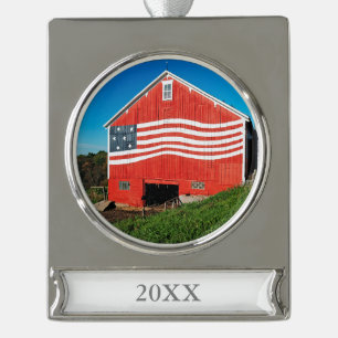 Patriotic Barn Verzilverd Banner Ornament
