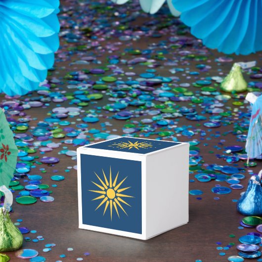 Patriotic favor box with Flag of Macedonia, Greece Bedankdoosjes (Feest)