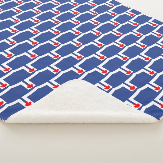 Patriotic Sherpa Blanket with flag of Toronto Sherpa Deken (3/4)