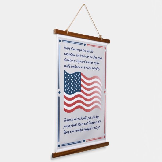 Patriotic Wall Art with a Modern Vibe! Hangend Wandkleed (Gebogen)