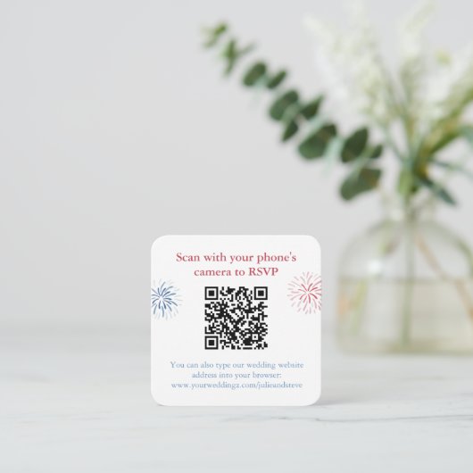 Patriottisch Rood Wit Blauw QR Code Bruiloft RSVP Informatiekaartje (Staand voorkant)
