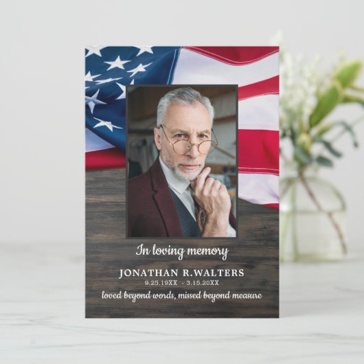 Patriottische begrafenisvolgorde van het Veteranpr Programma (Staand voorkant)