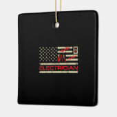 Patriottische elektriciens Amerikaanse vlagkerstak Keramisch Ornament (Links)