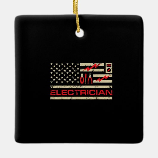 Patriottische elektriciens Amerikaanse vlagkerstak Keramisch Ornament (Voorkant)