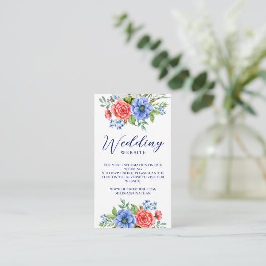 Patriottische Floral Red White Blue Weddenschap QR Informatiekaartje (Staand voorkant)