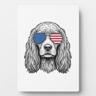 Patriottische hond met vlag zonnebril vintage vect fotoplaat