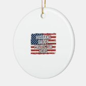 Patriottische man papa beschermer held vlag shirt keramisch ornament (Links)