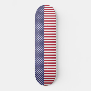 Patriottische rode, blauwe sterren en strepen vlag skateboard