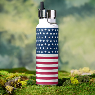 Patriottische rode witte en blauwe sterren en stre waterfles