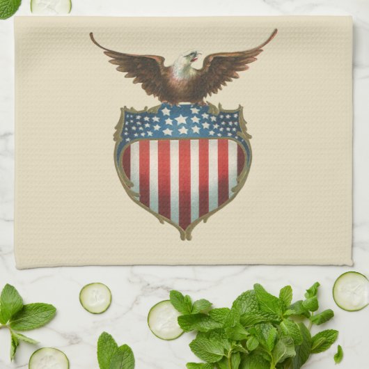  patriottisme, Proud Eagle over Amerikaanse vlag Theedoek (Gevouwen)