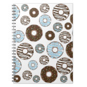 Patroon donuts, blauwe donuts, bruine donuts notitieboek (Voorkant)