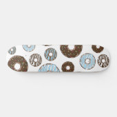 Patroon donuts, blauwe donuts, bruine donuts skateboard (Horizontaal)