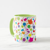 Patroon met gekleurde keukenspullen mok (Voorkant links)