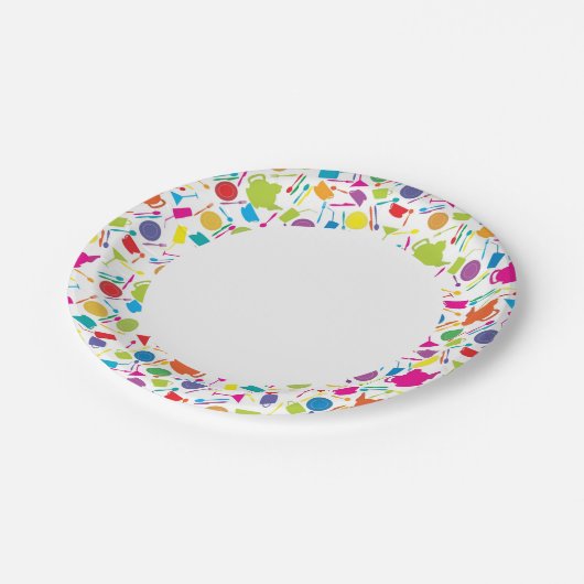 Patroon met gekleurde keukenspullen papieren bordje (Gekanteld)