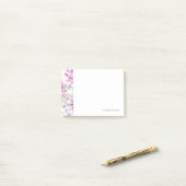 Patroon met roze bloemen post-it® notes (Op bureau)