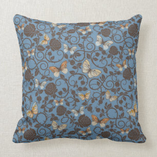 patroon met rozen en vlinder kussen