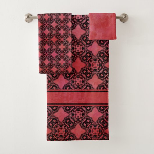 Patroon met zwarte en rode diamantketens bad handdoek (Insitu)