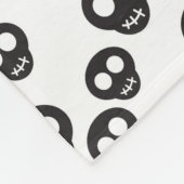 Patroon met zwarte schedels op wit fleece deken (Hoek)