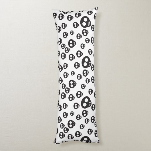 Patroon met zwarte schedels op wit lichaamskussen (Achterkant (Verticaal))