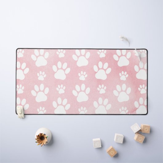 Patroon op poten, witte poten, Waterverven, roze Bureaumat (Kindertafel)