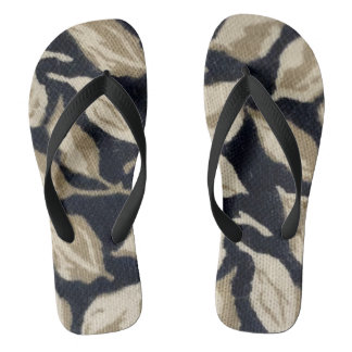 Patroon van gestileerde bladeren teenslippers