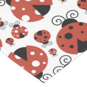 Patroon van luibugs, luidoezels, rode luibugs medium tafelloper (Hoek)