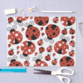 Patroon van luibugs, luidoezels, rode luibugs tissuepapier (Craft)