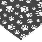 Patroon van Paws, Paw Prints, zwart en wit Medium Tafelloper (Hoek)