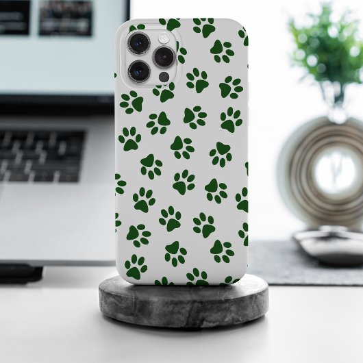 Patroon van poten, hondenpoten, groene poten Case-Mate iPhone case