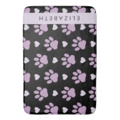 Patroon van poten, Lila poten, harten, Jouw naam Badmat (Voorkant Verticaal)