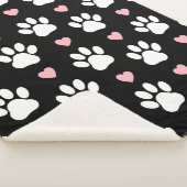 Patroon van poten, reuzenpoten, witte poten, roze sherpa deken (3/4)