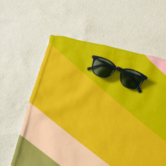 Patroon voor Bright moderne Citrus Stripes Strandlaken (In situ)