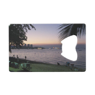 Pattaya Beach Sunset ... Chonburi, Thailand Kredietkaart Flessenopener