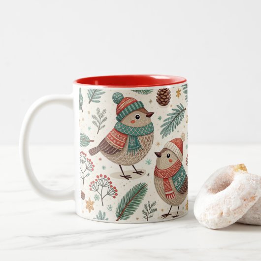 Pattern Scandinavian Christmas Birds Tweekleurige Koffiemok (Met donut)