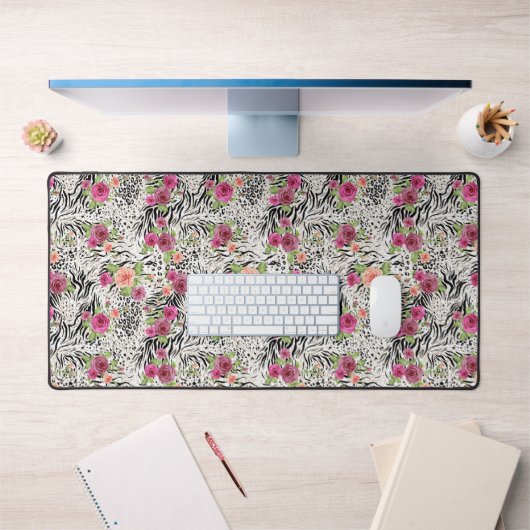 Pattern with Animal Prints (Bureau 1)