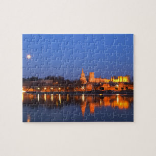 Pauselijk Paleis in Avignon en de Rhône rivier bij Legpuzzel