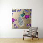 pauw in goud wandkleed (In situ)