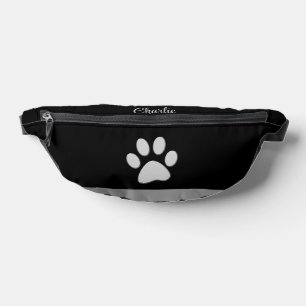 Paw Chien Argent sur arrière - plan noir