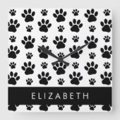 Paw Pattern, Dog Paws, Black and White, Jouw naam Vierkante Klok (Voorkant)