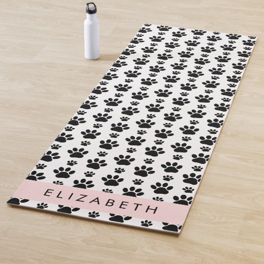 Paw Pattern, Dog Paws, Black and White, Jouw naam Yogamat (In situ)