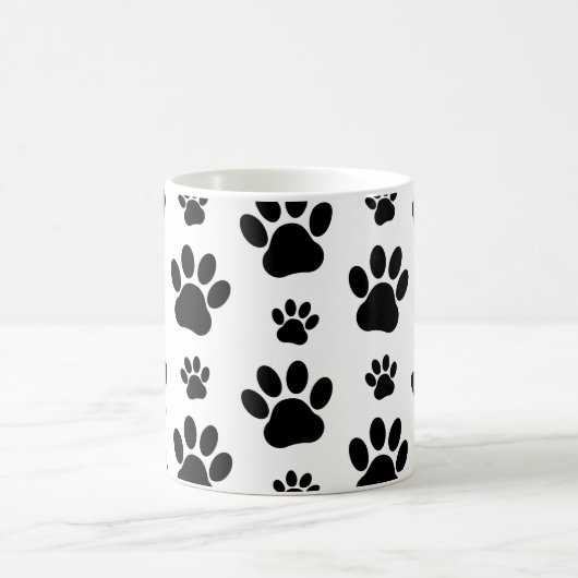 Paw Pattern, Dog Paws, Paw Prints, Black and White Koffiemok (Center)