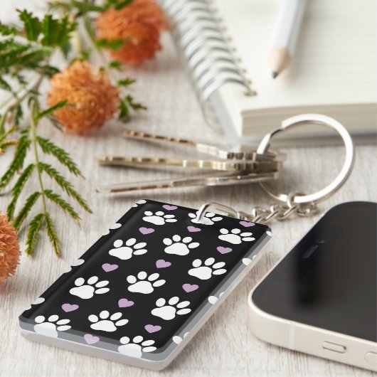 Paw Pattern, Dog Paws, White Paws, Lila Hearts Sleutelhanger (Voorkant Rechts)