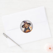 Paws & Potions: Dachshund Witch op een pompoen Ronde Sticker (Envelop)