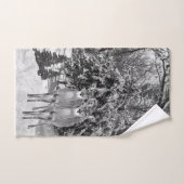 Pays des merveilles d'hiver noir et blanc avec cer (Serviette à main)