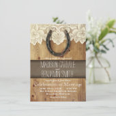 Pays Western Horseshoe Lace Wedding Invitations (Debout devant)