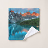 Paysage de montagne et de lac pittoresque (Gant de toilette)